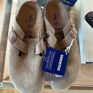 Boston Suede Taupe Birkenstocks size 37